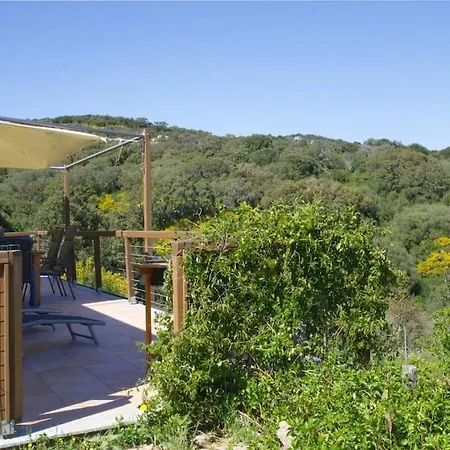 Casa Stazzutz Сasa de vacaciones Luogosanto