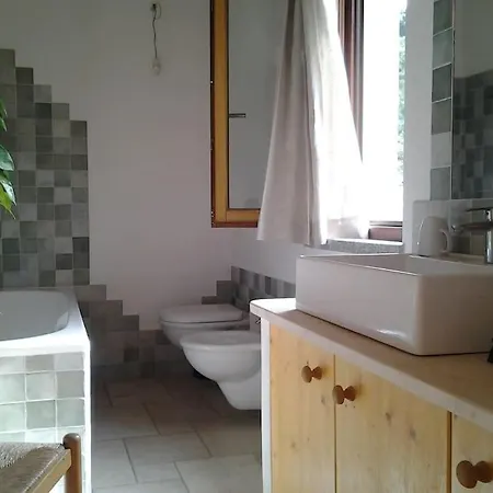 Casa Stazzutz Сasa de vacaciones Luogosanto