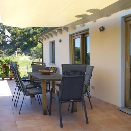 Hébergement de vacances Casa Stazzutz Luogosanto